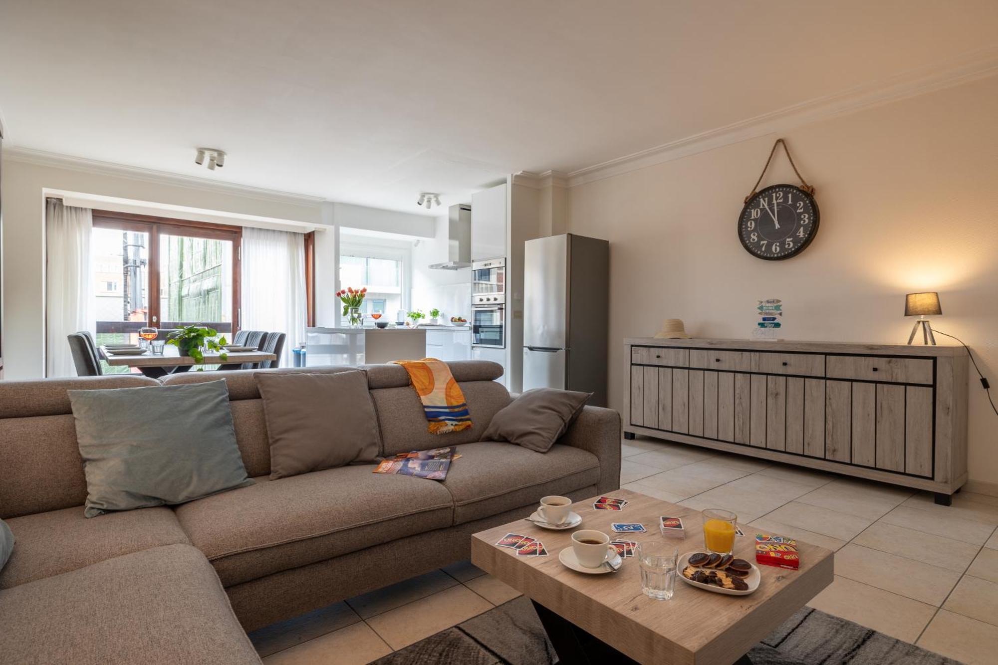Weloveoostende - Newly Renovated Large Apartment 150M From The Beach - Including Bed Sheets And Final Clea-Ning Eksteriør billede